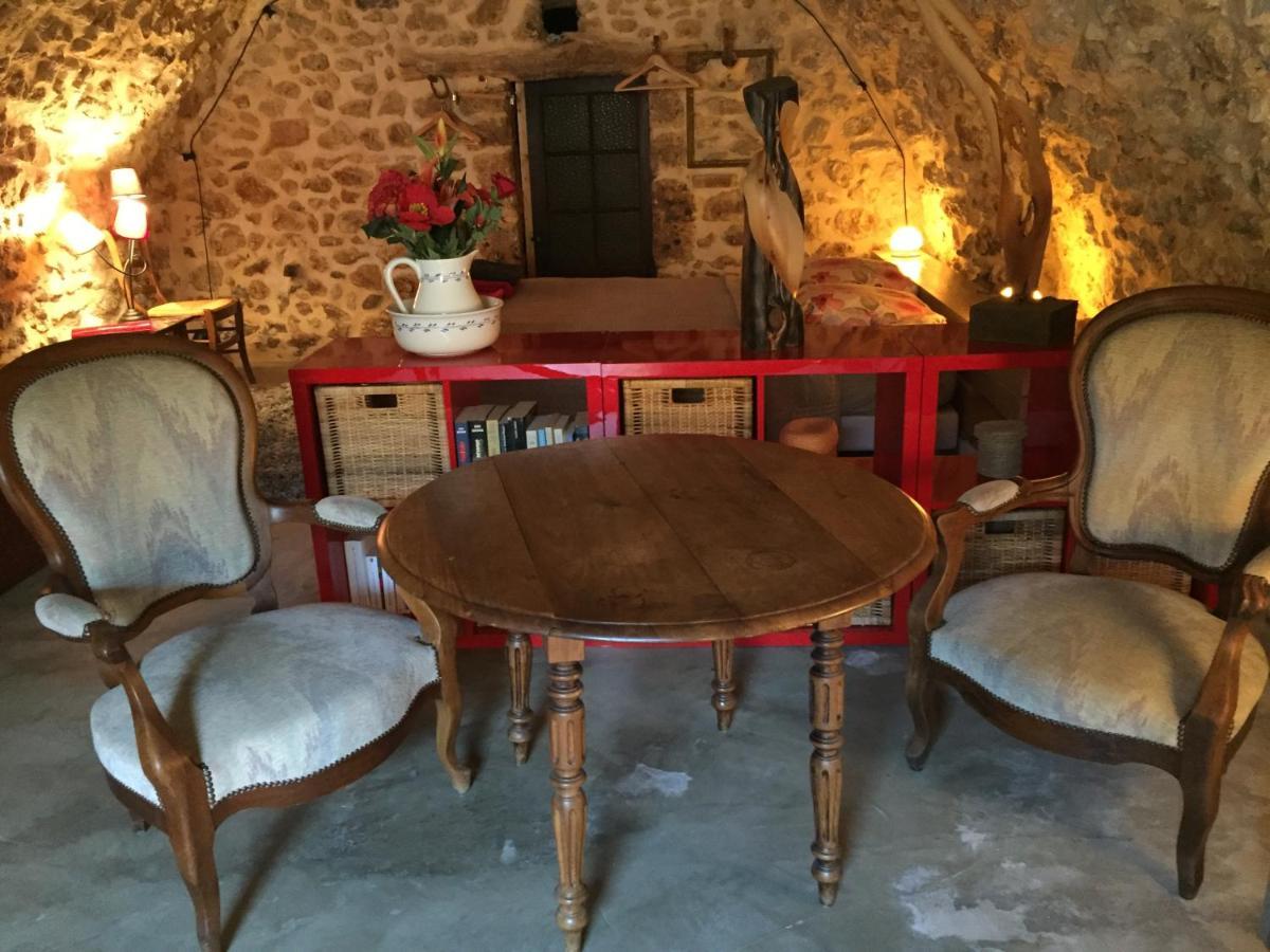 Bed and Breakfast Babayaga Moustiers-Sainte-Marie Exterior foto